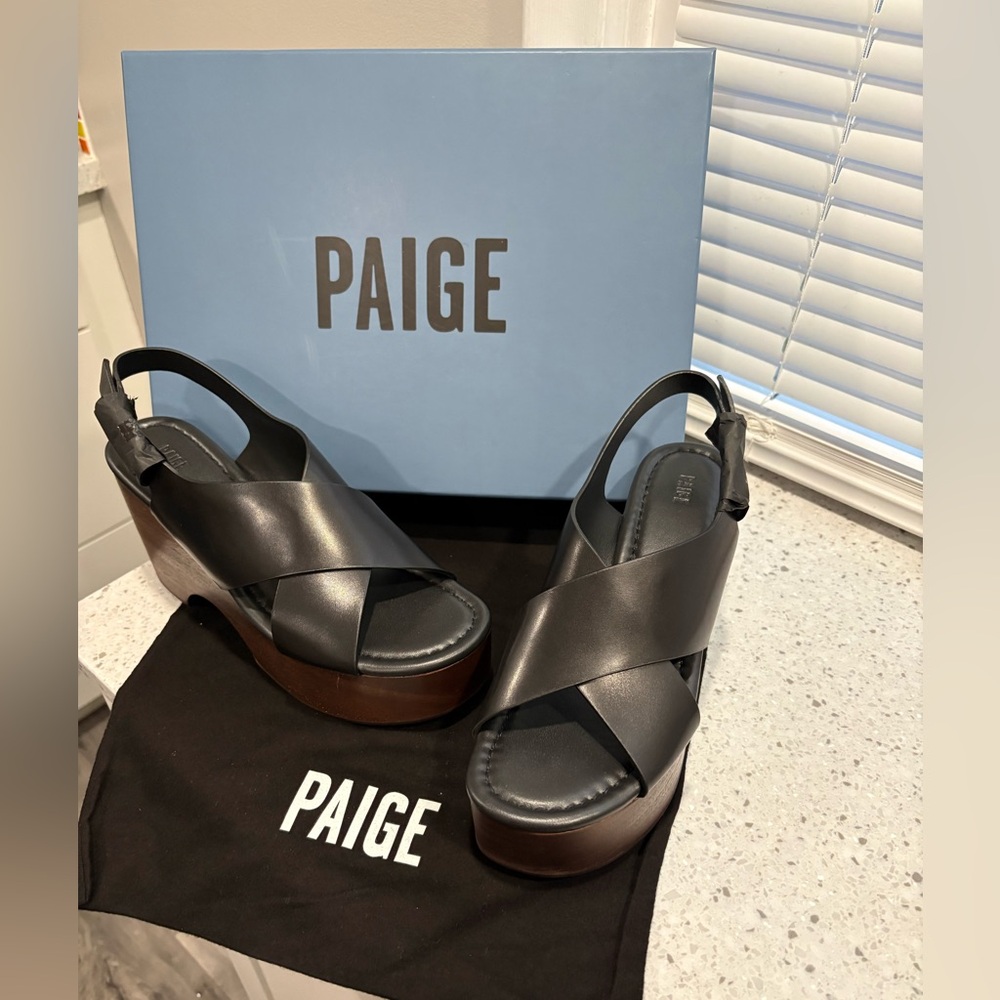 MUST HAVE FOR SUMMER- New in Box- PAIGE Black Leather Wedge Sandals - size 9